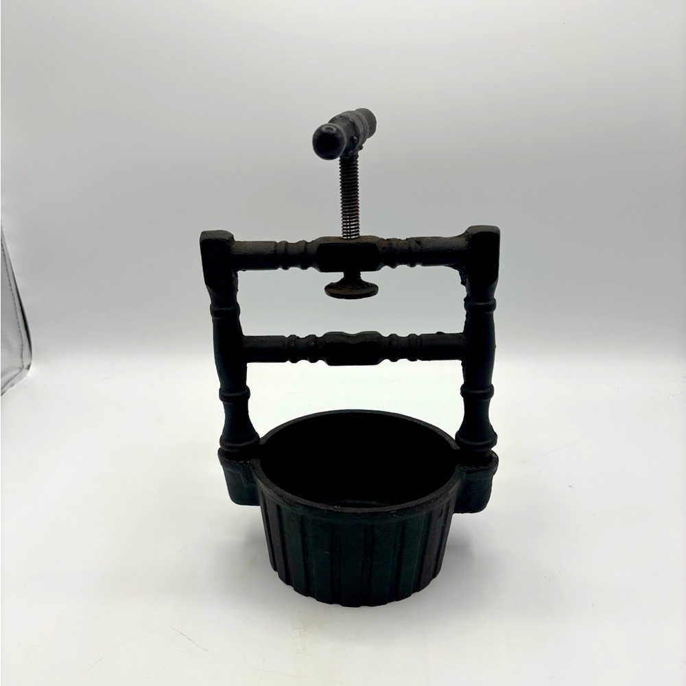 Vintage Enesco Black Cast Iron Nut Screw Press Farmhouse Kitchen Tool